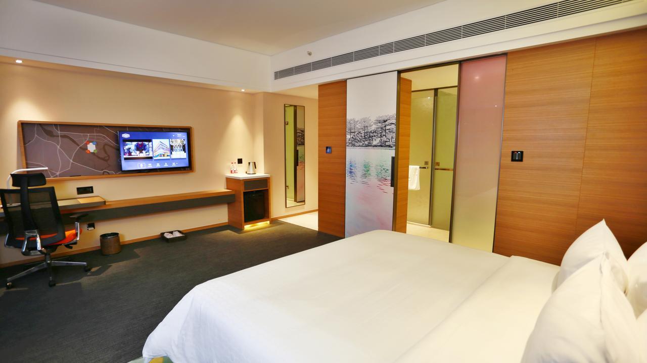 Готель Hampton By Hilton Shunde Longjiang Фошань Екстер'єр фото